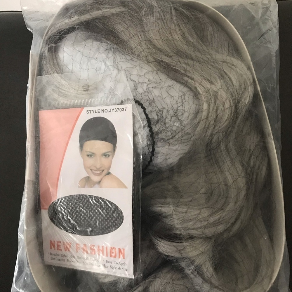 Bestung wig.New with tag. - Picture 7 of 8